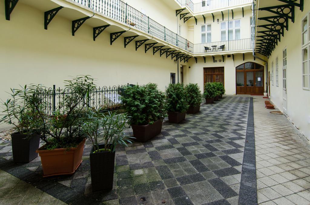 Luxury Vincents Apartments Košice Exterior foto